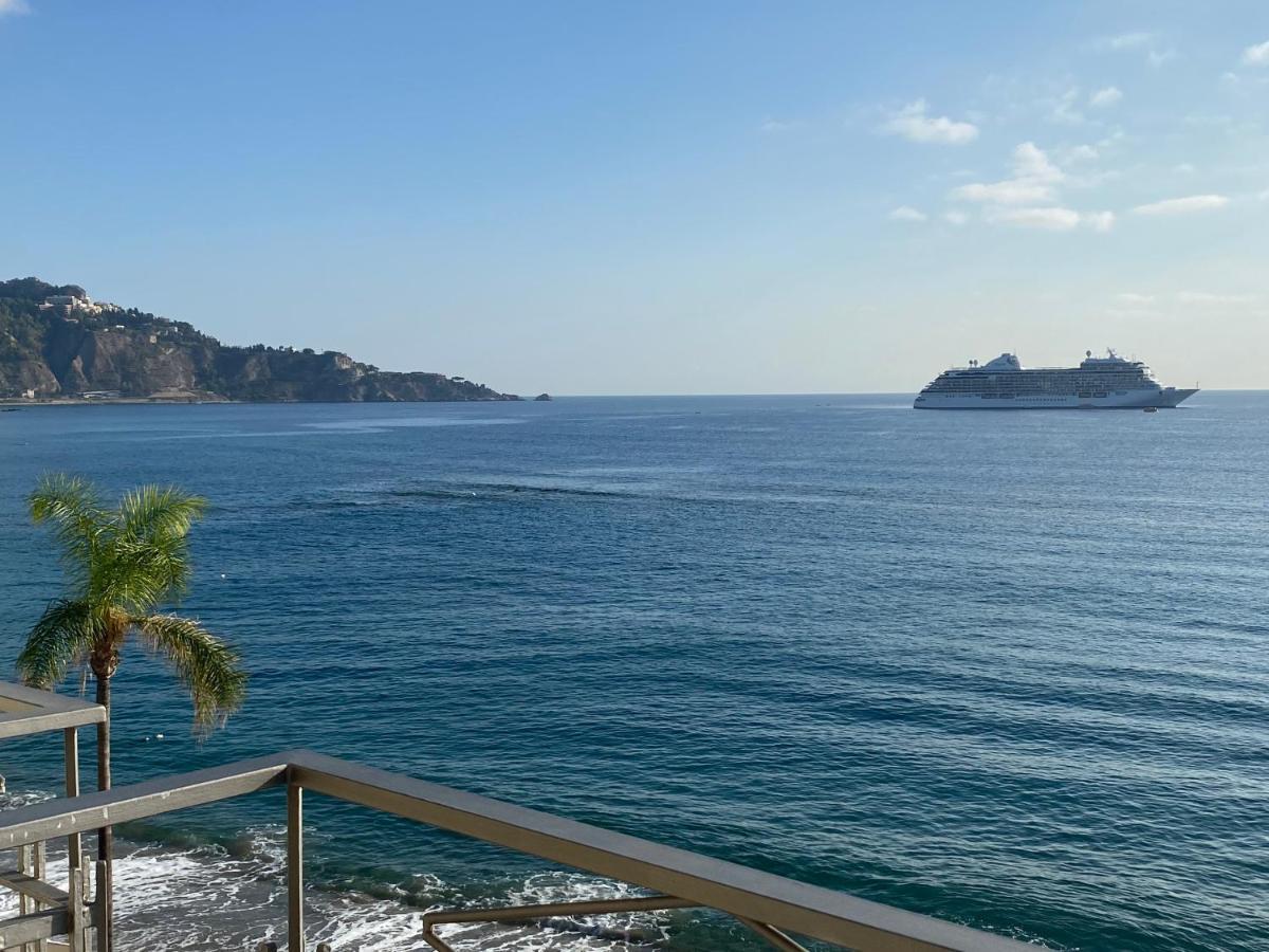 La Mansarda Διαμέρισμα Giardini Naxos Εξωτερικό φωτογραφία