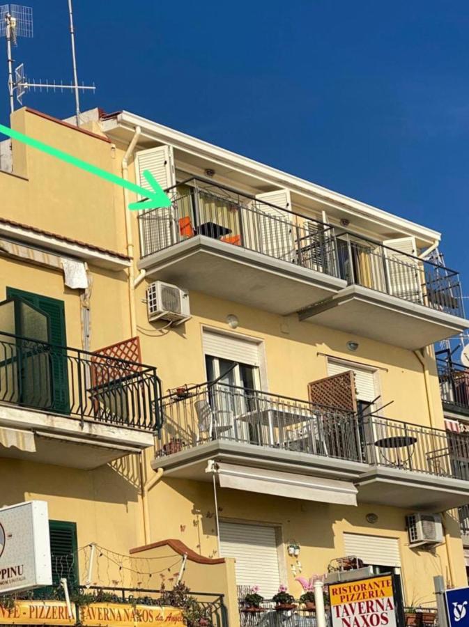 La Mansarda Διαμέρισμα Giardini Naxos Εξωτερικό φωτογραφία