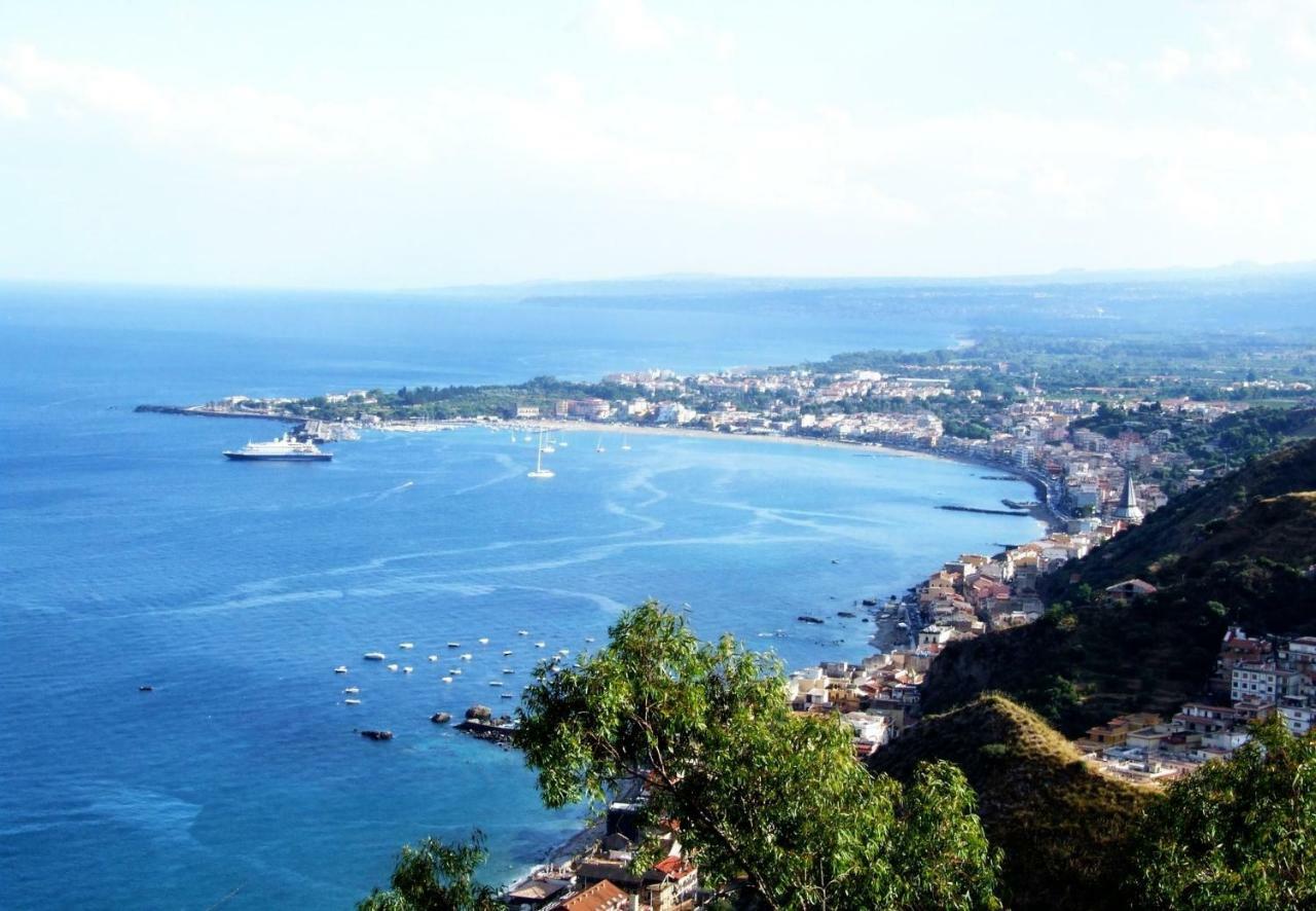 La Mansarda Διαμέρισμα Giardini Naxos Εξωτερικό φωτογραφία